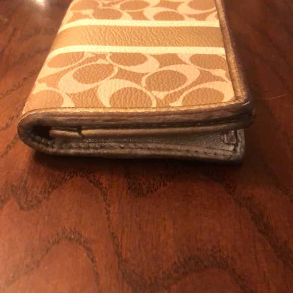 Coach Signature Chelsea Heritage Stripe Gold Khaki White Leather ID Card Holder - Picture 2 of 8